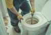 Débouchage WC à Limonest : que faire avant d’appeler un plombier ? débouchage WC Limonest